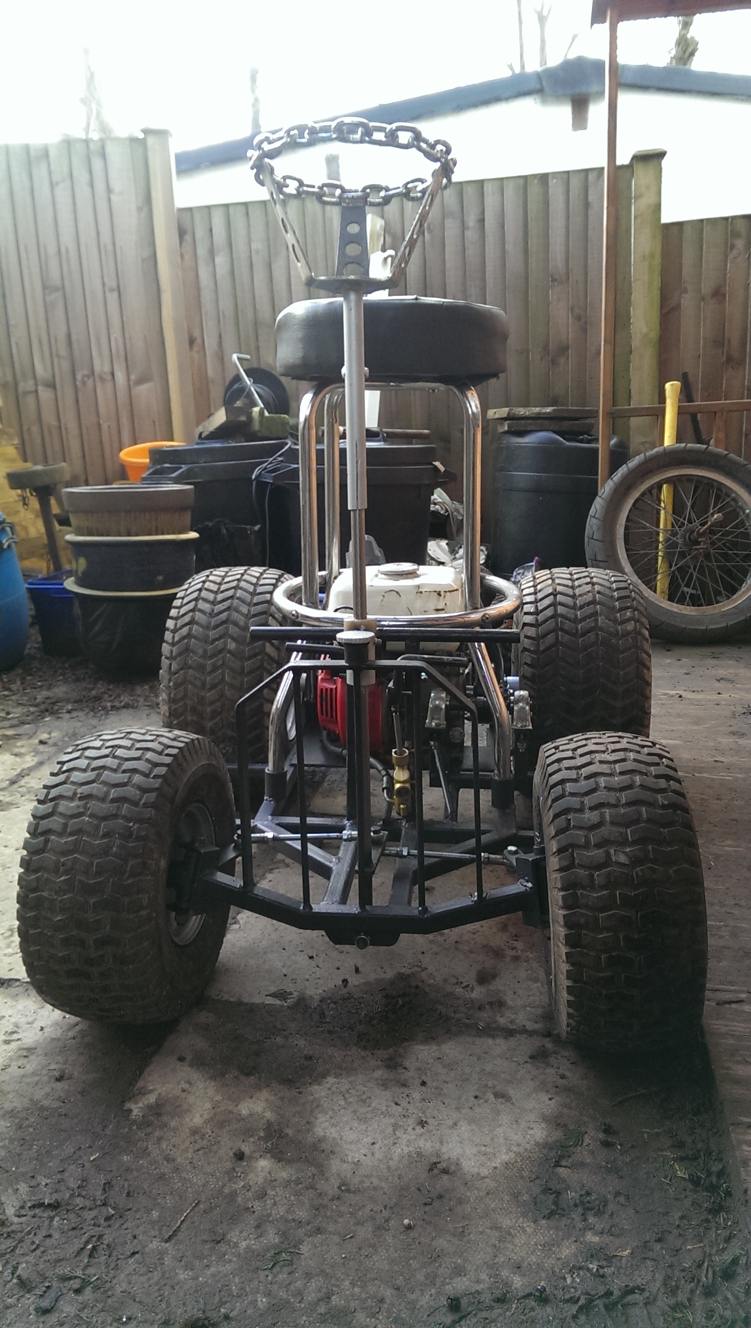 Off road store bar stool racer